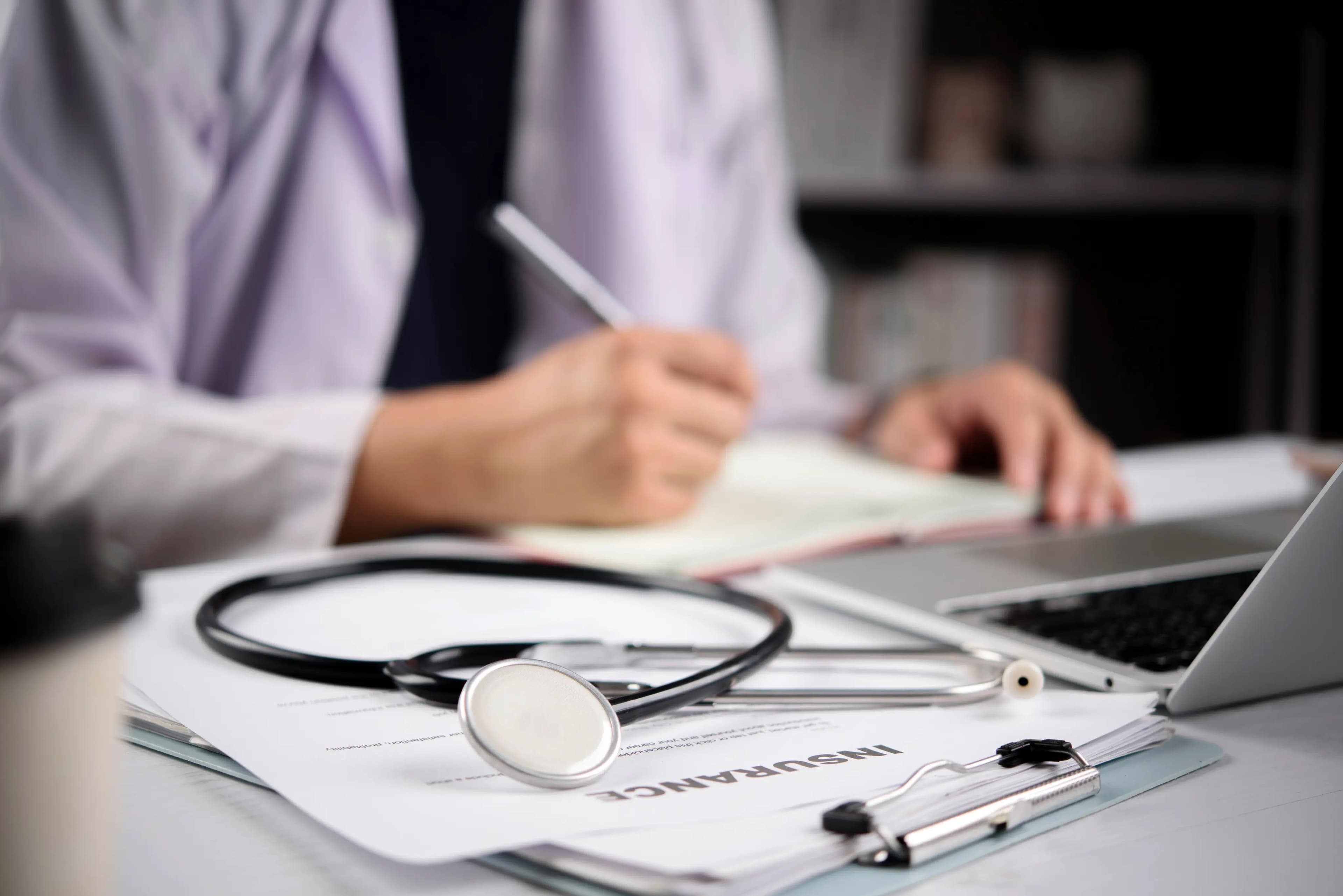 MedCourtage Assurance vie temporaire pour médecins en Suisse : Guide 2027 MedCourtage Assurance vie temporaire pour médecins en Suisse : Guide 2027